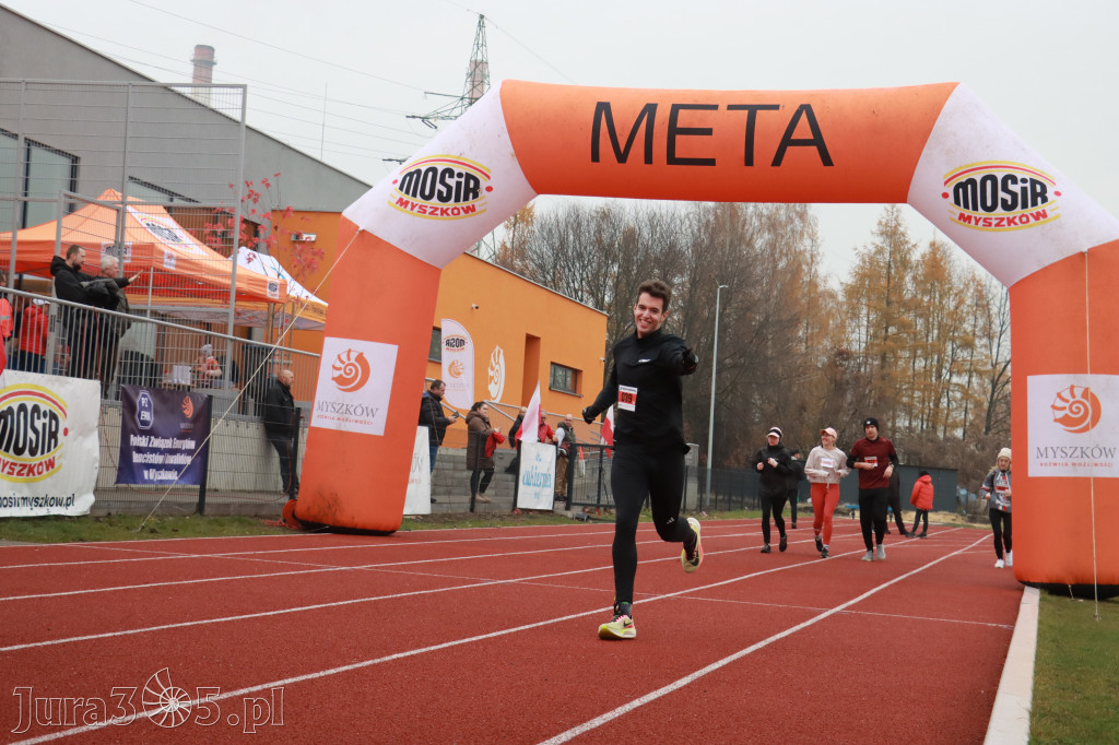 Fotorelacja: Bieg z okazji Dnia Niepodległości – Myszków 2025
