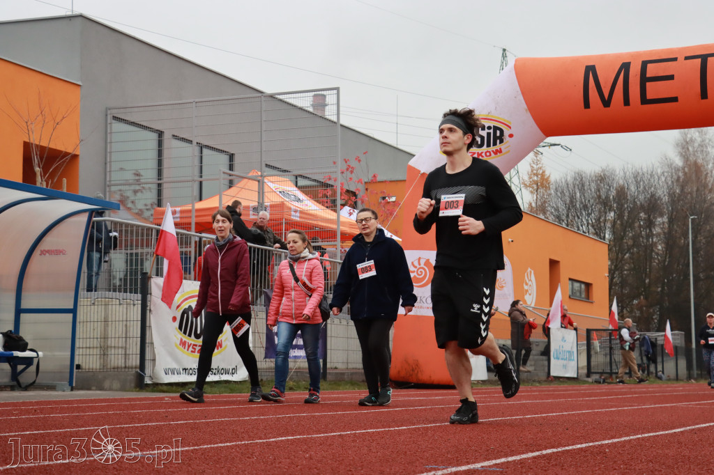 Fotorelacja: Bieg z okazji Dnia Niepodległości – Myszków 2025