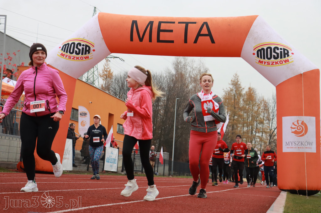 Fotorelacja: Bieg z okazji Dnia Niepodległości – Myszków 2025