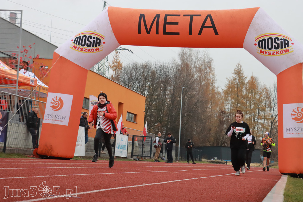 Fotorelacja: Bieg z okazji Dnia Niepodległości – Myszków 2025