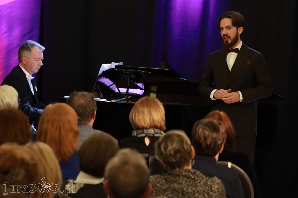 Fotorelacja: Muzyczne Święto Niepodległości z Filharmonią Jurajską w Zawierciu