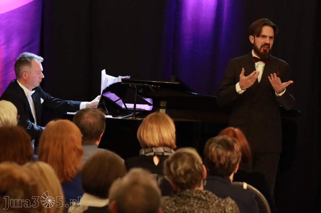 Fotorelacja: Muzyczne Święto Niepodległości z Filharmonią Jurajską w Zawierciu