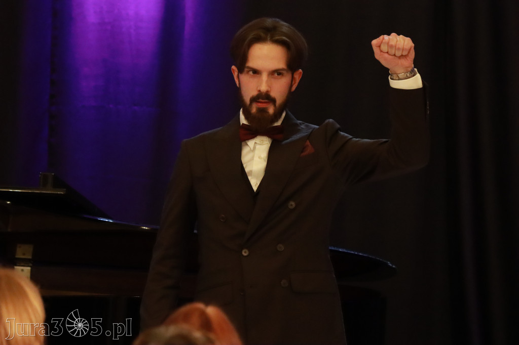 Fotorelacja: Muzyczne Święto Niepodległości z Filharmonią Jurajską w Zawierciu