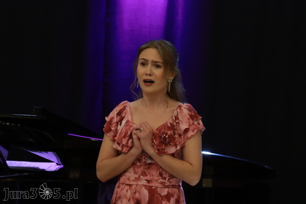 Fotorelacja: Muzyczne Święto Niepodległości z Filharmonią Jurajską w Zawierciu
