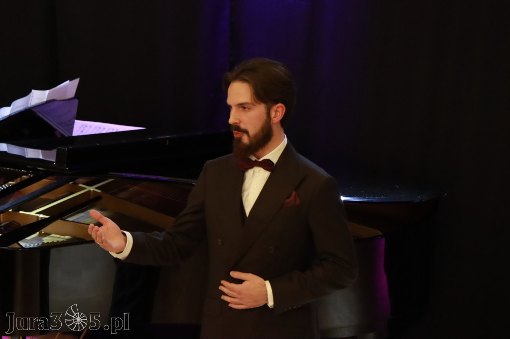 Fotorelacja: Muzyczne Święto Niepodległości z Filharmonią Jurajską w Zawierciu
