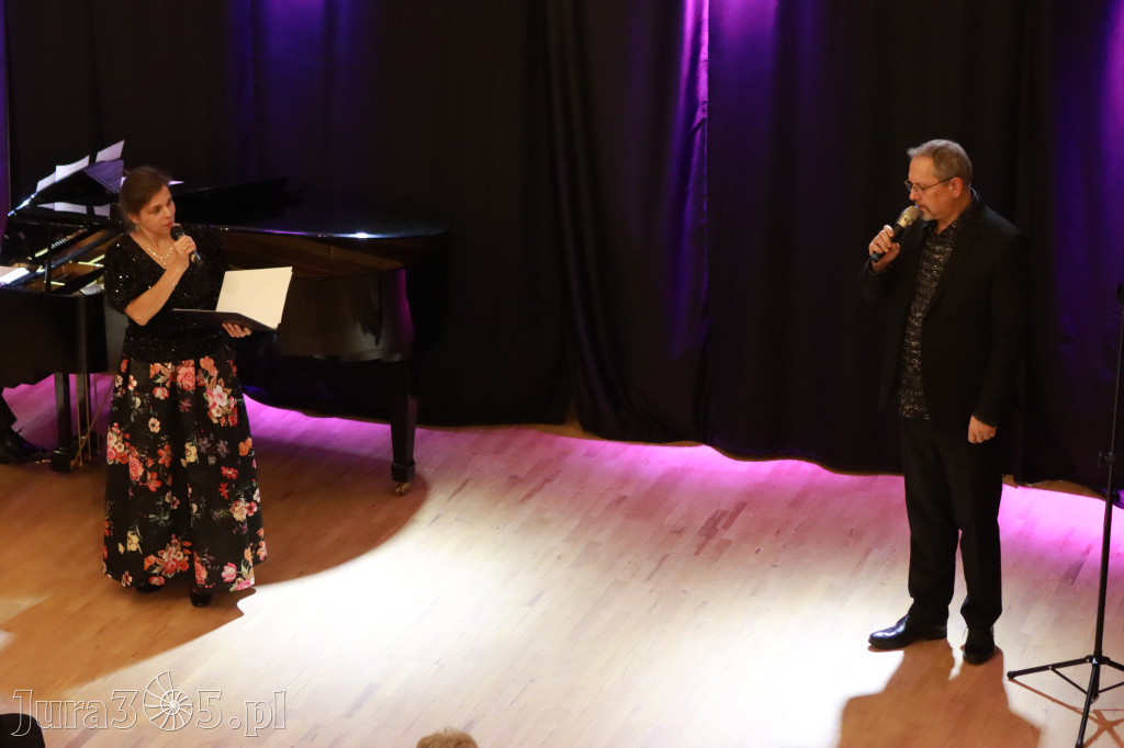 Fotorelacja: Muzyczne Święto Niepodległości z Filharmonią Jurajską w Zawierciu