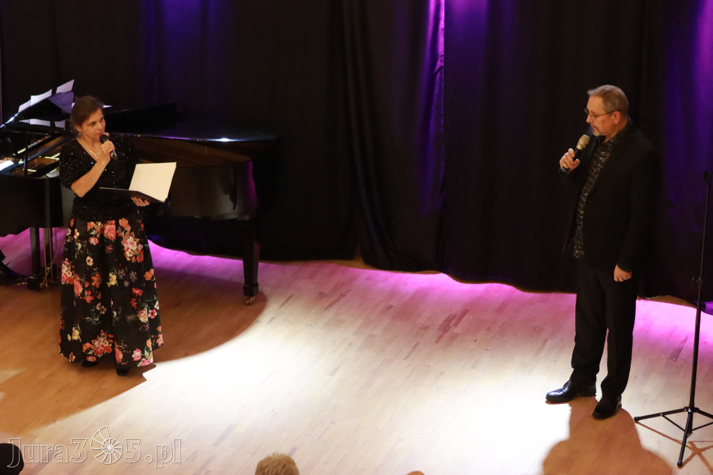 Fotorelacja: Muzyczne Święto Niepodległości z Filharmonią Jurajską w Zawierciu