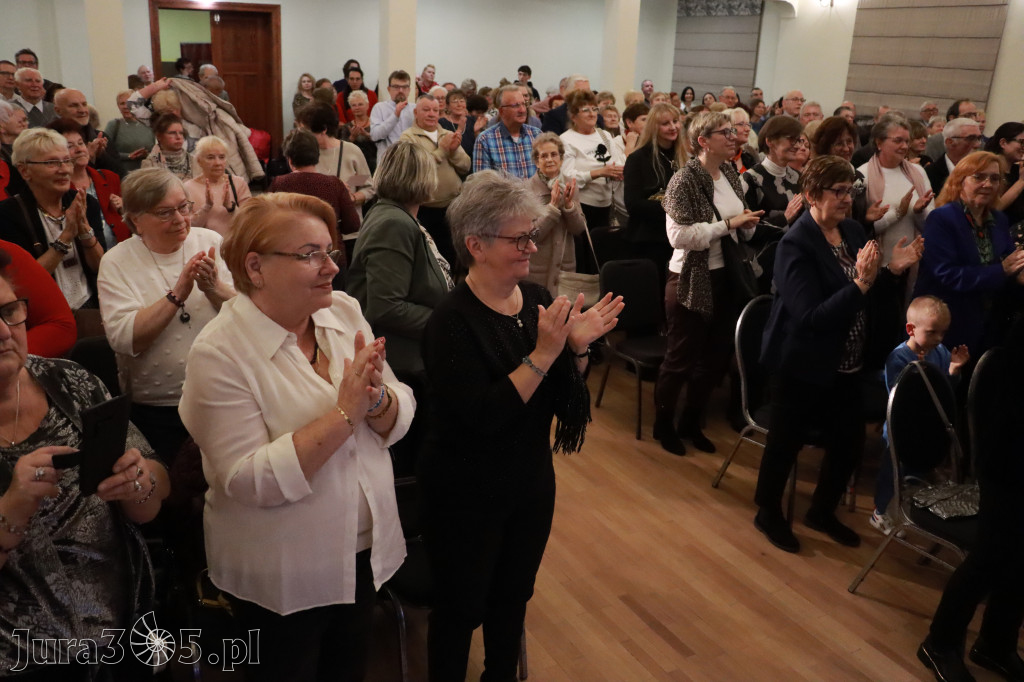 Fotorelacja: Muzyczne Święto Niepodległości z Filharmonią Jurajską w Zawierciu