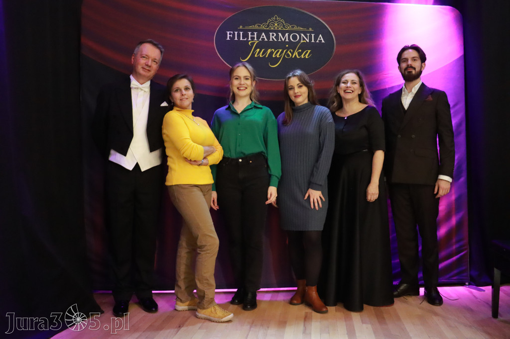 Fotorelacja: Muzyczne Święto Niepodległości z Filharmonią Jurajską w Zawierciu
