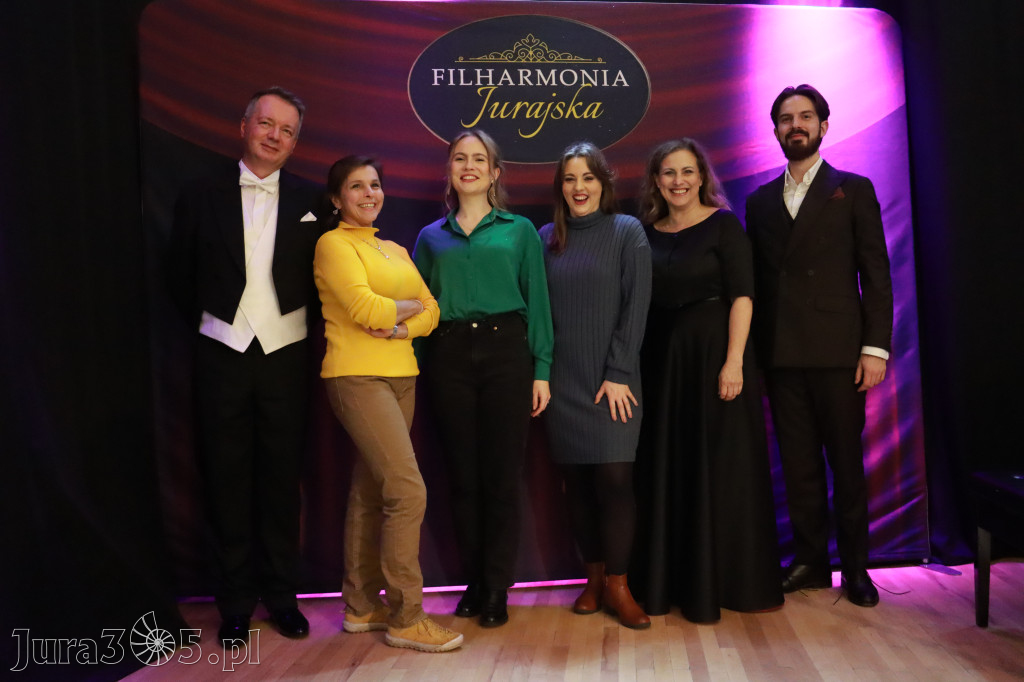 Fotorelacja: Muzyczne Święto Niepodległości z Filharmonią Jurajską w Zawierciu