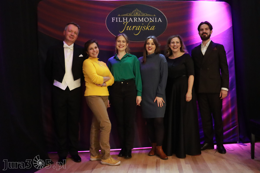 Fotorelacja: Muzyczne Święto Niepodległości z Filharmonią Jurajską w Zawierciu