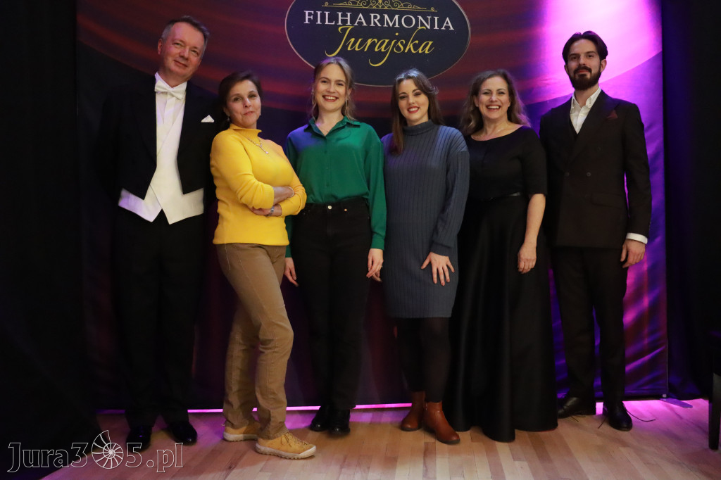 Fotorelacja: Muzyczne Święto Niepodległości z Filharmonią Jurajską w Zawierciu