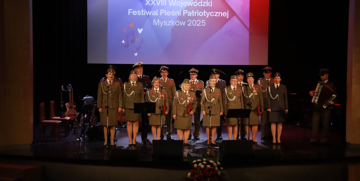 Fotorelacja I: XXVIII Wojewódzki Festiwal Pieśni Patriotycznej w Myszkowie
