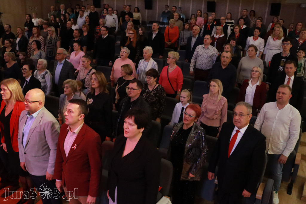 Fotorelacja I: XXVIII Wojewódzki Festiwal Pieśni Patriotycznej w Myszkowie