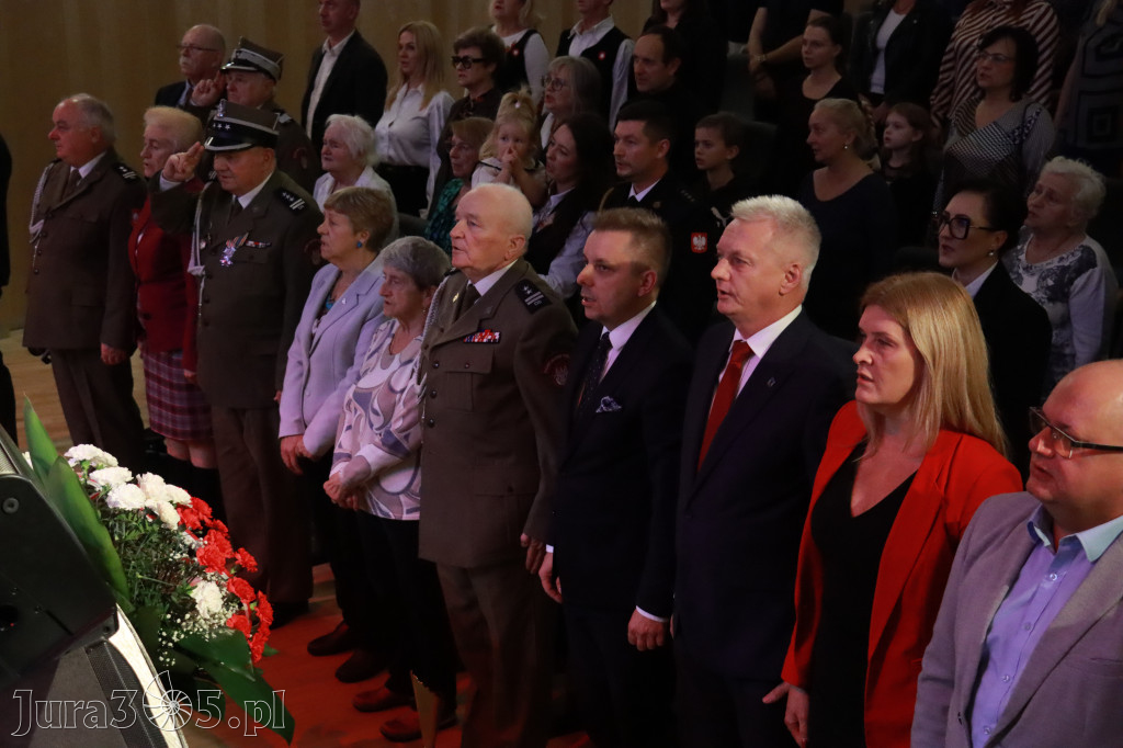 Fotorelacja I: XXVIII Wojewódzki Festiwal Pieśni Patriotycznej w Myszkowie