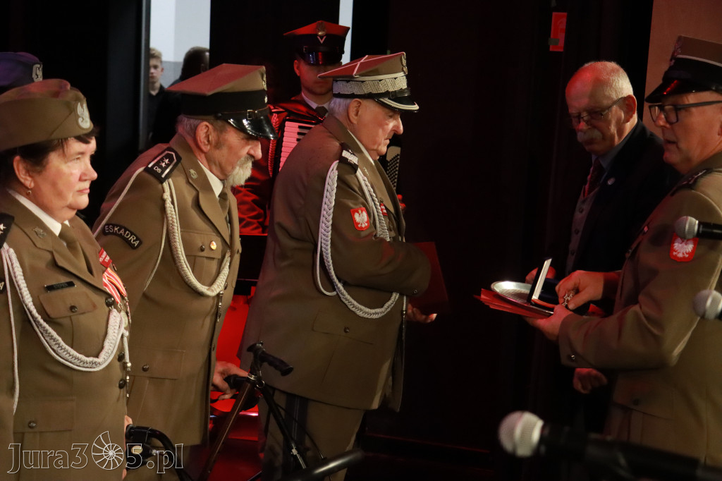 Fotorelacja I: XXVIII Wojewódzki Festiwal Pieśni Patriotycznej w Myszkowie