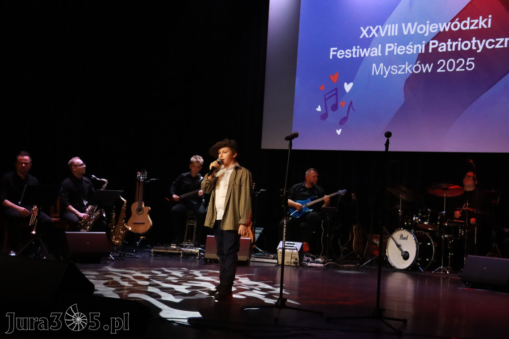 Fotorelacja I: XXVIII Wojewódzki Festiwal Pieśni Patriotycznej w Myszkowie