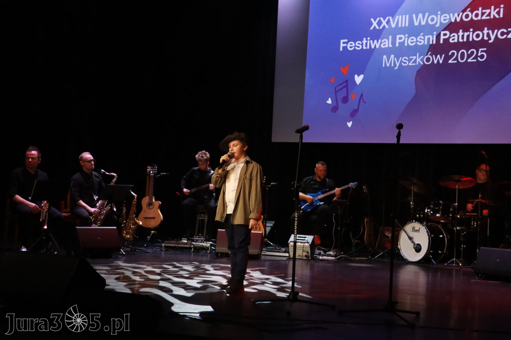 Fotorelacja I: XXVIII Wojewódzki Festiwal Pieśni Patriotycznej w Myszkowie