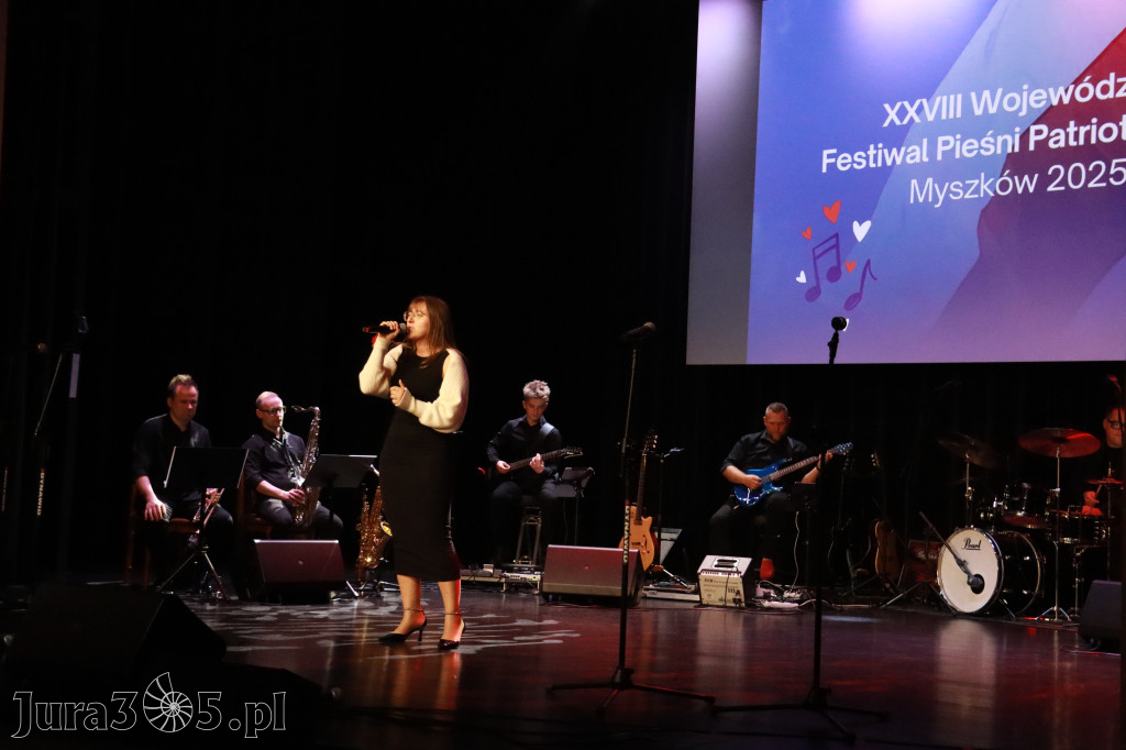 Fotorelacja I: XXVIII Wojewódzki Festiwal Pieśni Patriotycznej w Myszkowie