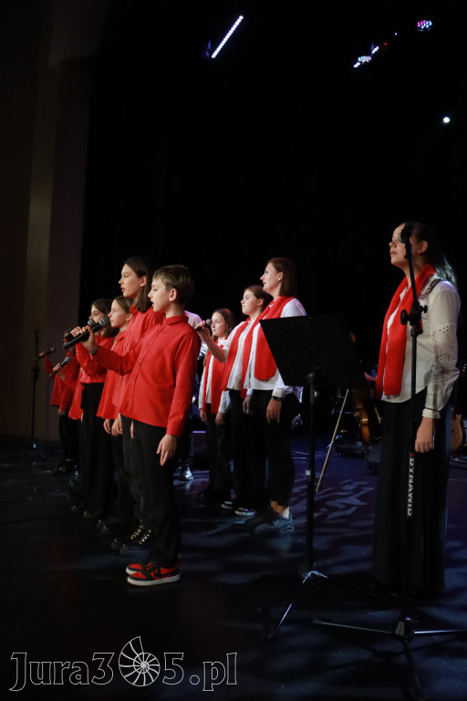 Fotorelacja I: XXVIII Wojewódzki Festiwal Pieśni Patriotycznej w Myszkowie
