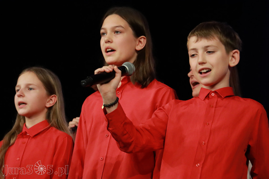 Fotorelacja I: XXVIII Wojewódzki Festiwal Pieśni Patriotycznej w Myszkowie