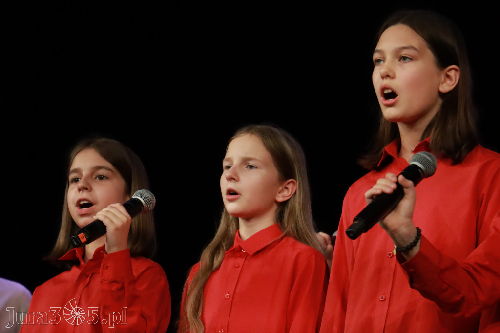 Fotorelacja I: XXVIII Wojewódzki Festiwal Pieśni Patriotycznej w Myszkowie