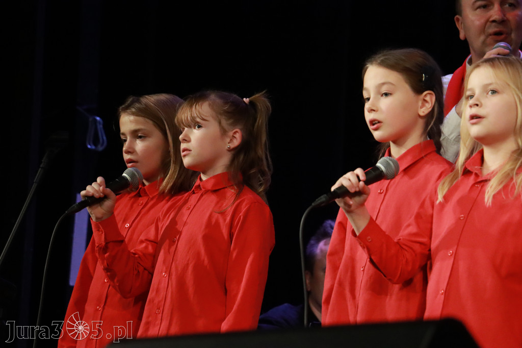 Fotorelacja I: XXVIII Wojewódzki Festiwal Pieśni Patriotycznej w Myszkowie