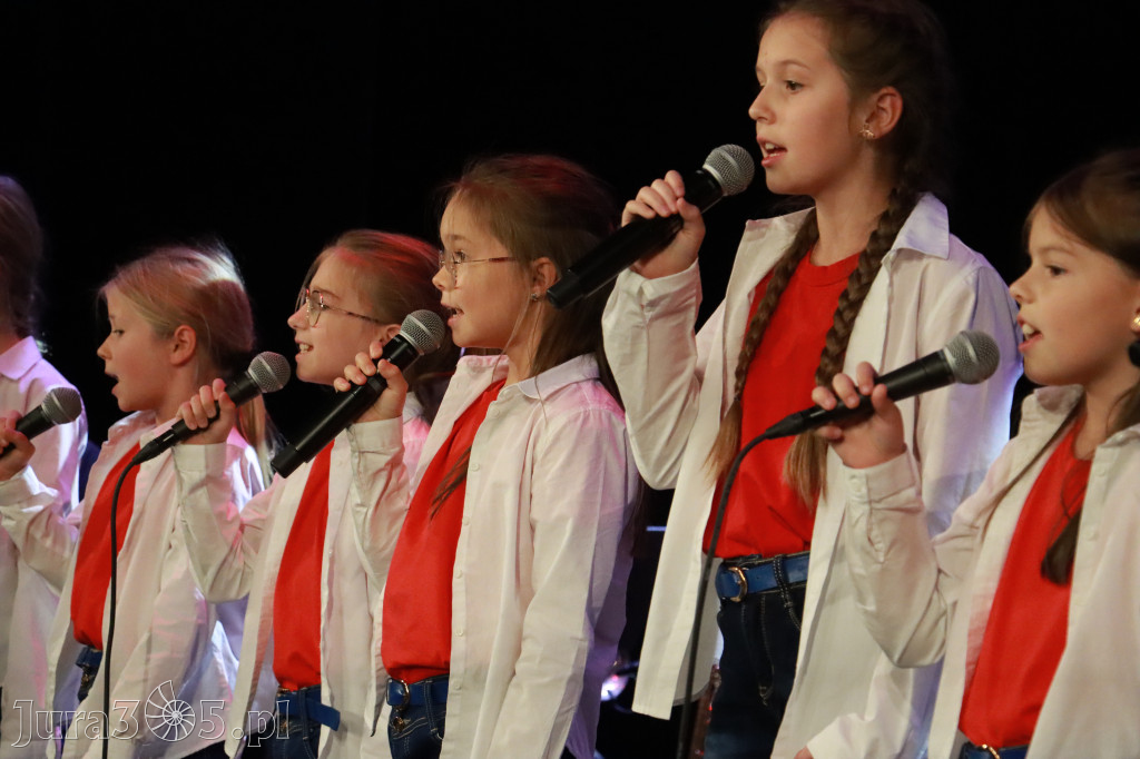 Fotorelacja II: XXVIII Wojewódzki Festiwal Pieśni Patriotycznej w Myszkowie