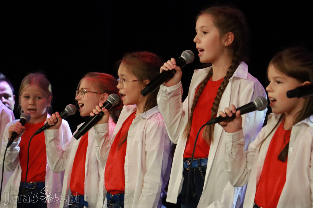 Fotorelacja II: XXVIII Wojewódzki Festiwal Pieśni Patriotycznej w Myszkowie