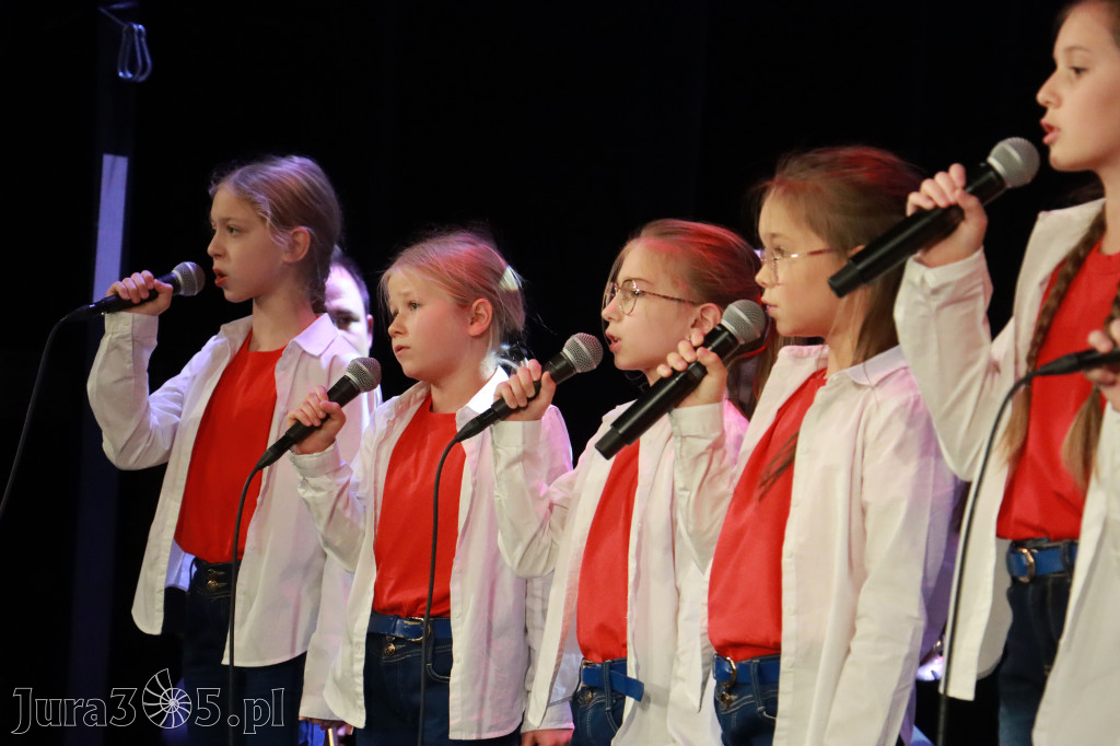 Fotorelacja II: XXVIII Wojewódzki Festiwal Pieśni Patriotycznej w Myszkowie