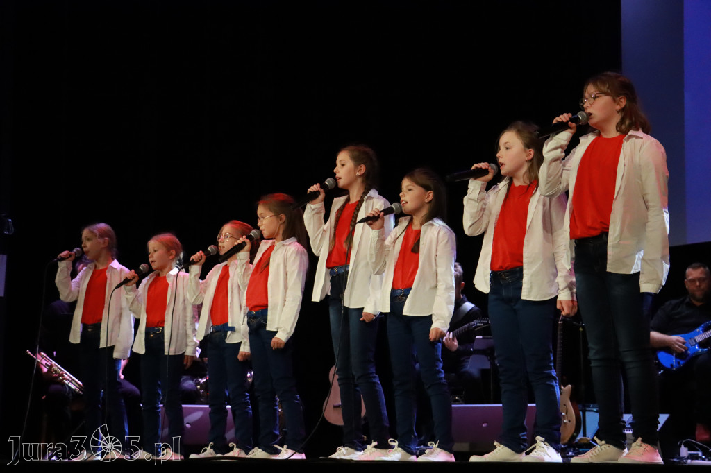 Fotorelacja II: XXVIII Wojewódzki Festiwal Pieśni Patriotycznej w Myszkowie