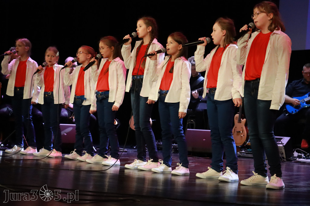 Fotorelacja II: XXVIII Wojewódzki Festiwal Pieśni Patriotycznej w Myszkowie