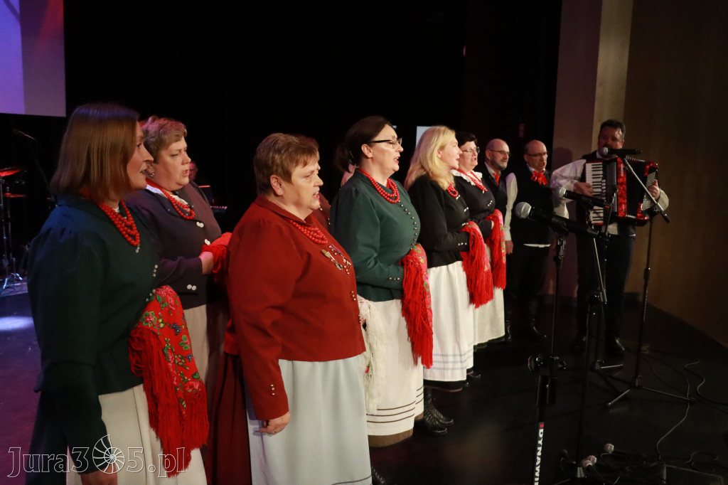 Fotorelacja II: XXVIII Wojewódzki Festiwal Pieśni Patriotycznej w Myszkowie