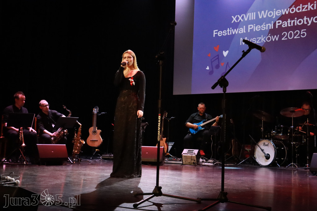 Fotorelacja II: XXVIII Wojewódzki Festiwal Pieśni Patriotycznej w Myszkowie