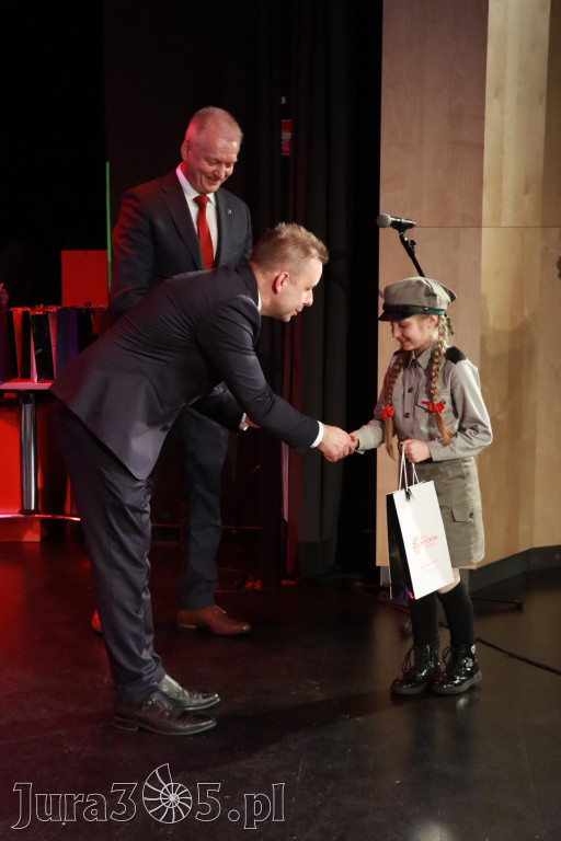 Fotorelacja II: XXVIII Wojewódzki Festiwal Pieśni Patriotycznej w Myszkowie