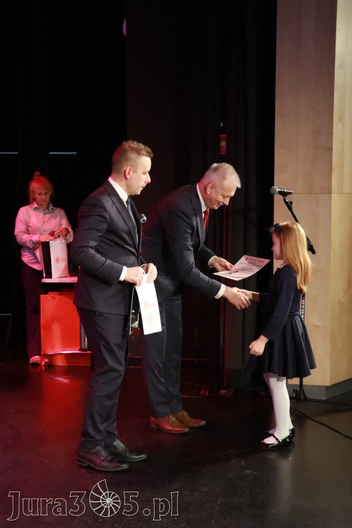 Fotorelacja II: XXVIII Wojewódzki Festiwal Pieśni Patriotycznej w Myszkowie