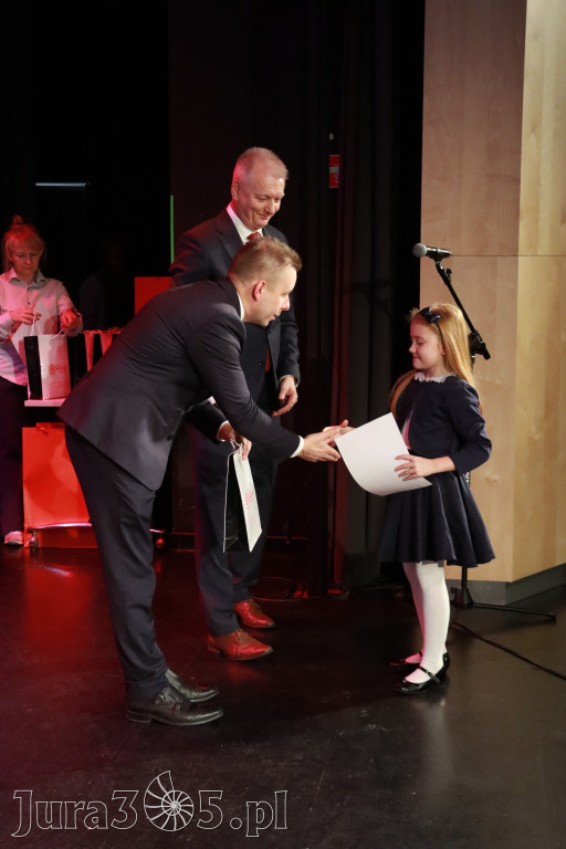 Fotorelacja II: XXVIII Wojewódzki Festiwal Pieśni Patriotycznej w Myszkowie