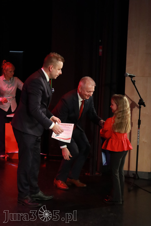 Fotorelacja II: XXVIII Wojewódzki Festiwal Pieśni Patriotycznej w Myszkowie