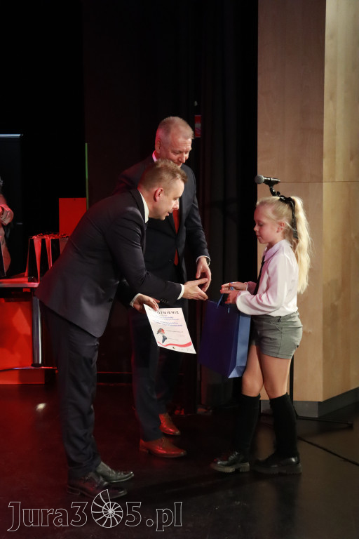 Fotorelacja II: XXVIII Wojewódzki Festiwal Pieśni Patriotycznej w Myszkowie