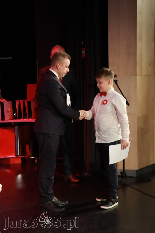 Fotorelacja II: XXVIII Wojewódzki Festiwal Pieśni Patriotycznej w Myszkowie