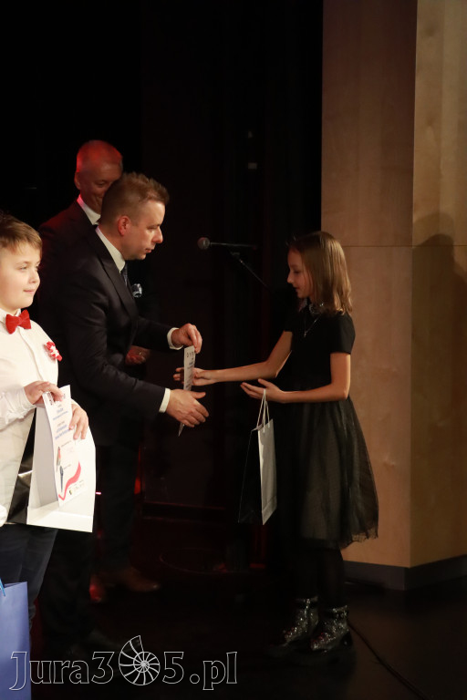 Fotorelacja II: XXVIII Wojewódzki Festiwal Pieśni Patriotycznej w Myszkowie