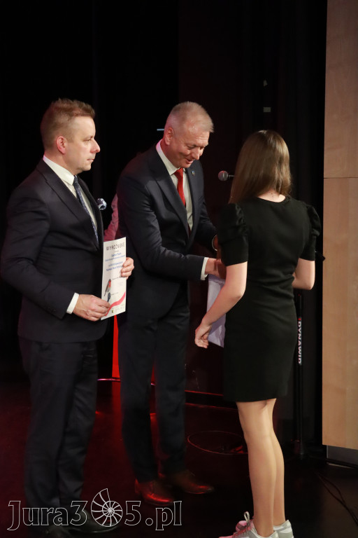 Fotorelacja II: XXVIII Wojewódzki Festiwal Pieśni Patriotycznej w Myszkowie