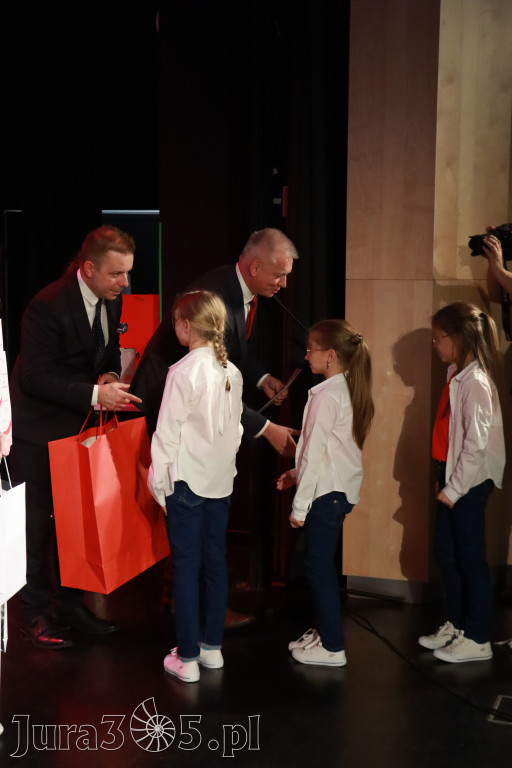 Fotorelacja II: XXVIII Wojewódzki Festiwal Pieśni Patriotycznej w Myszkowie