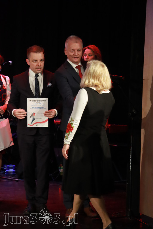 Fotorelacja II: XXVIII Wojewódzki Festiwal Pieśni Patriotycznej w Myszkowie