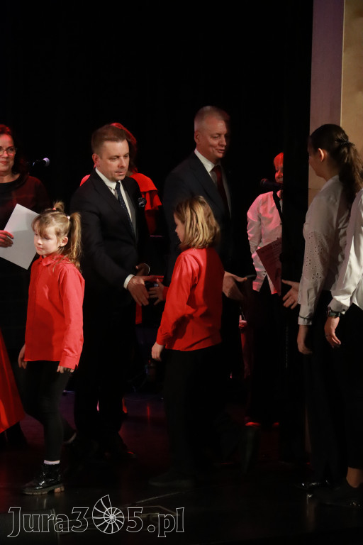 Fotorelacja II: XXVIII Wojewódzki Festiwal Pieśni Patriotycznej w Myszkowie