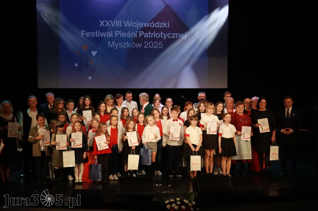 Fotorelacja II: XXVIII Wojewódzki Festiwal Pieśni Patriotycznej w Myszkowie