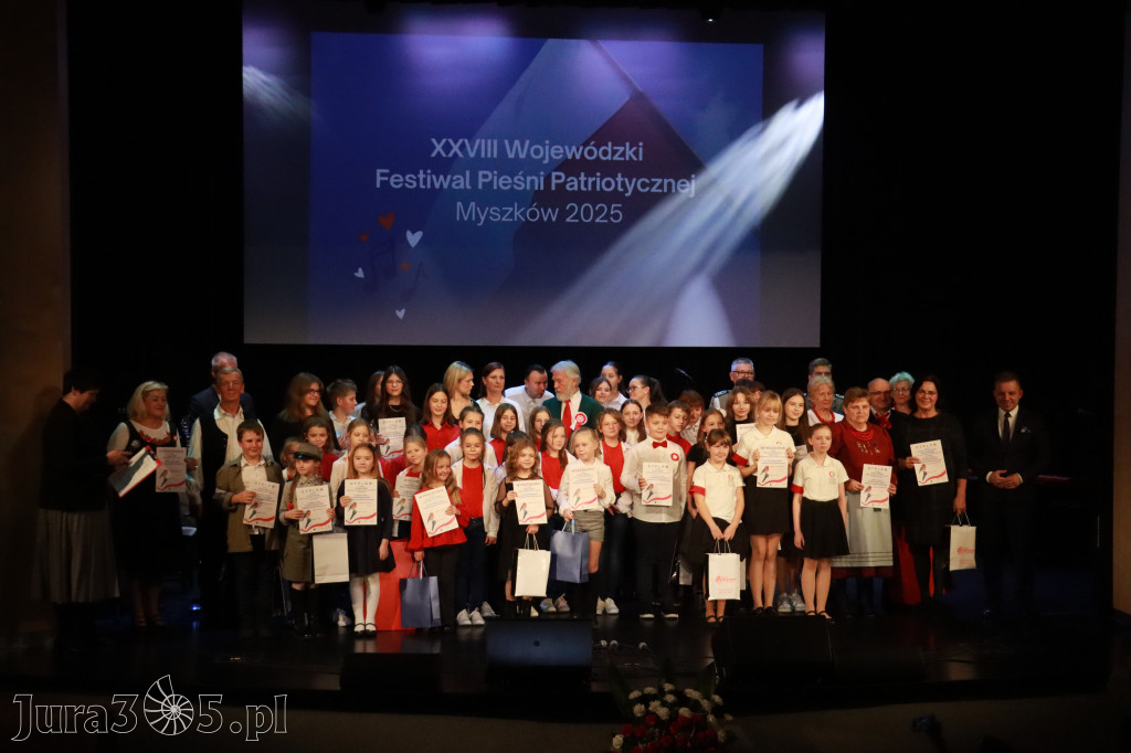 Fotorelacja II: XXVIII Wojewódzki Festiwal Pieśni Patriotycznej w Myszkowie