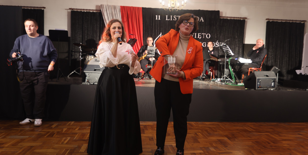 Fotorelacja: Święto Niepodległości w Pałacyku nad Wartą w Zawierciu Kromołowie