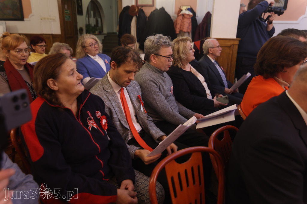 Fotorelacja: Święto Niepodległości w Pałacyku nad Wartą w Zawierciu Kromołowie