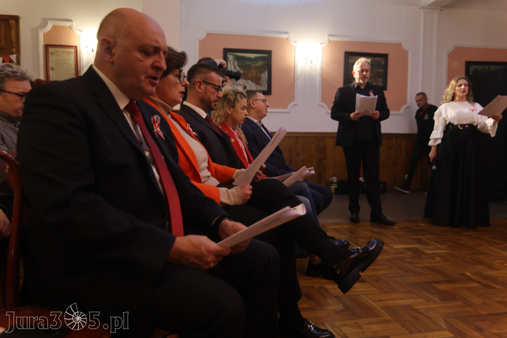 Fotorelacja: Święto Niepodległości w Pałacyku nad Wartą w Zawierciu Kromołowie